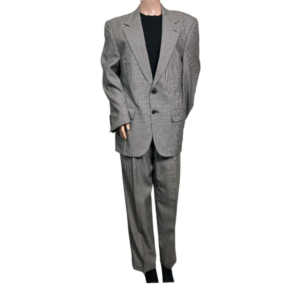 Vintage Burberrys' London Suit   Houndstooth Pure Wool  black white  size 34 S